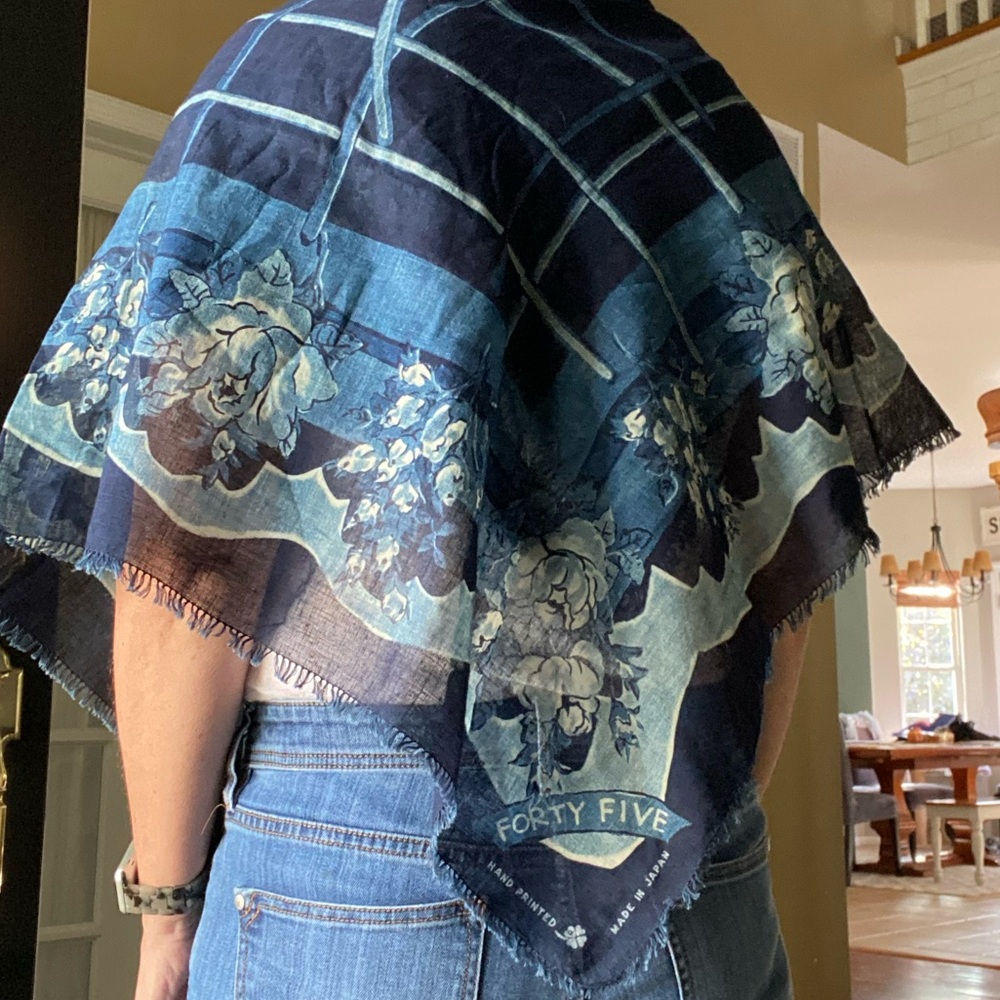45R 45RPM Japan $348 Indigo Hand Printed Floral 42” Scarf Furoshiki NWOT - Picture 8 of 10